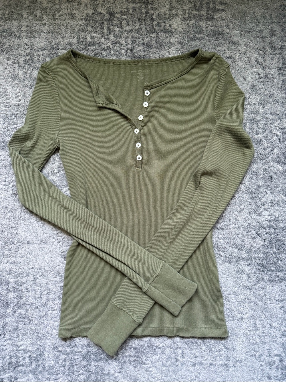 Brandy Melville Olive Green Ribbed Henley Long Sleeve Top
